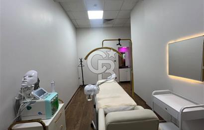 BEYLİKDÜZÜ AVM İÇERİSİNDE DEVREN GÜZELLİK MERKEZİ VE AKADEMİSİ