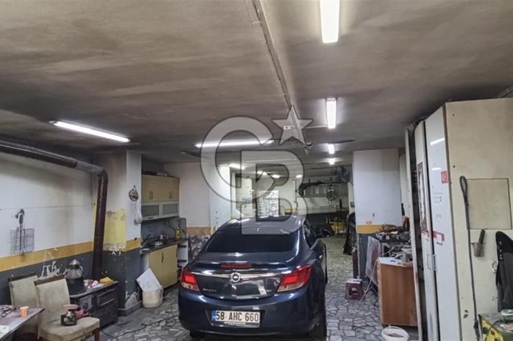 Eyüp Emniyettepe'de Kiralık 45.000 TL Merkezi Sistem Depo