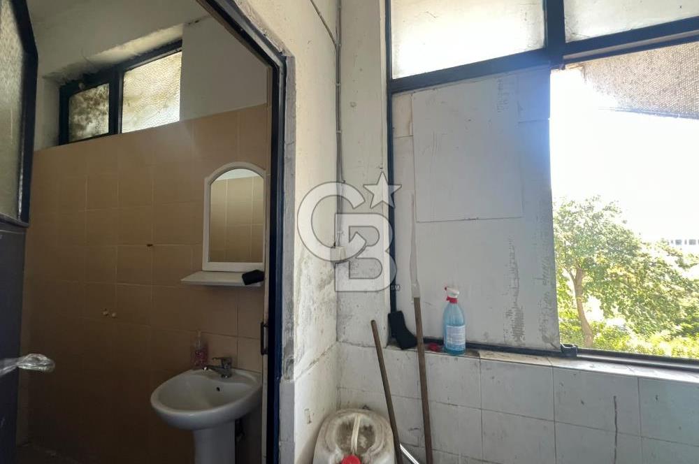 İKİTELLİ SARAÇLAR SANAYİ SİTESİ KÖŞE KONUM SATLIK İMALATHANE