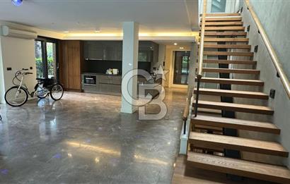 Tuzla Sahilde 275 m2 Havuzlu 4+2 Yeni Kiralık Triplex Villa