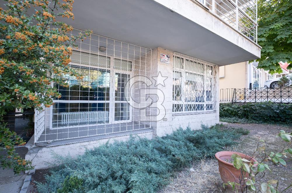 CİNNAH CADDE ÜZERİ İÇİ YAPILI VE BAKIMLI 5+1 KİRALIK İŞ YERİ