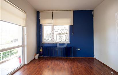 CİNNAH CADDE ÜZERİ İÇİ YAPILI VE BAKIMLI 5+1 KİRALIK İŞ YERİ