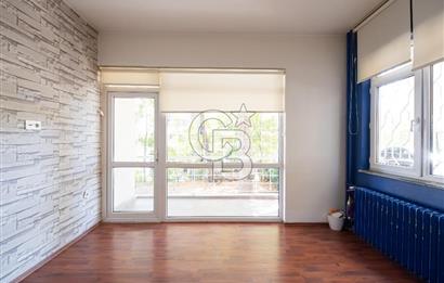 CİNNAH CADDE ÜZERİ İÇİ YAPILI VE BAKIMLI 5+1 KİRALIK İŞ YERİ