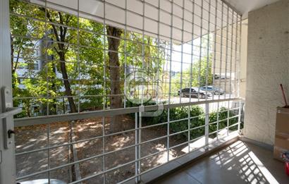 CİNNAH CADDE ÜZERİ İÇİ YAPILI VE BAKIMLI 5+1 KİRALIK İŞ YERİ