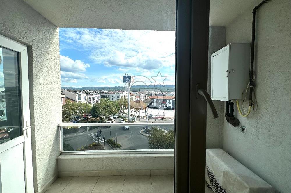 ÇANAKKALE KEPEZ MEYDAN DA GENİŞ 1+1 KİRALIK DAiRE