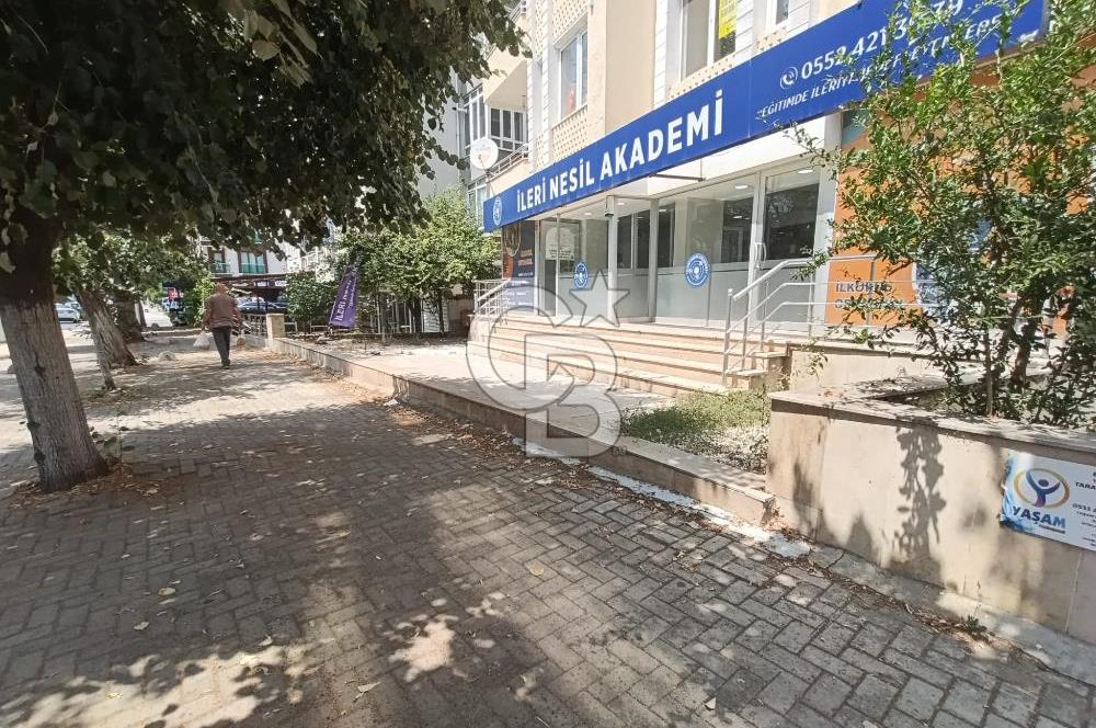 LÜLEBURGAZ E-5 KARAYOLU ÜZERİNDE MERKEZİ KONUMDA SATILIK DÜKKAN