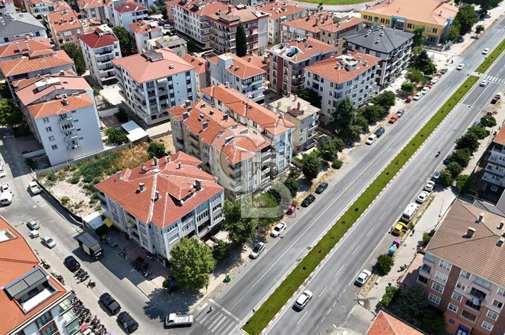 LÜLEBURGAZ E-5 KARAYOLU ÜZERİNDE MERKEZİ KONUMDA SATILIK DÜKKAN