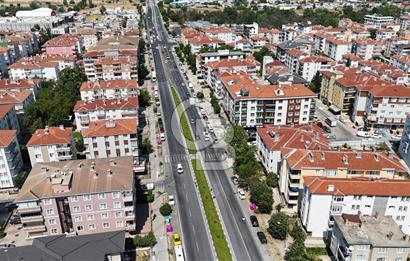 LÜLEBURGAZ E-5 KARAYOLU ÜZERİNDE MERKEZİ KONUMDA SATILIK DÜKKAN