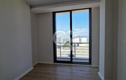 Gömeç Keremköy’de Denize sıfır havuzlu sitede satılık 3+1 villa 
