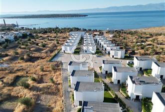 Gömeç Keremköy’de Denize sıfır havuzlu sitede satılık 3+1 villa  - 2 - 373565