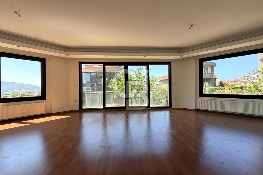 Güzelbahçe Okullar Bölgesinde Havuzlu Sitede 5+2 Kiralık Villa