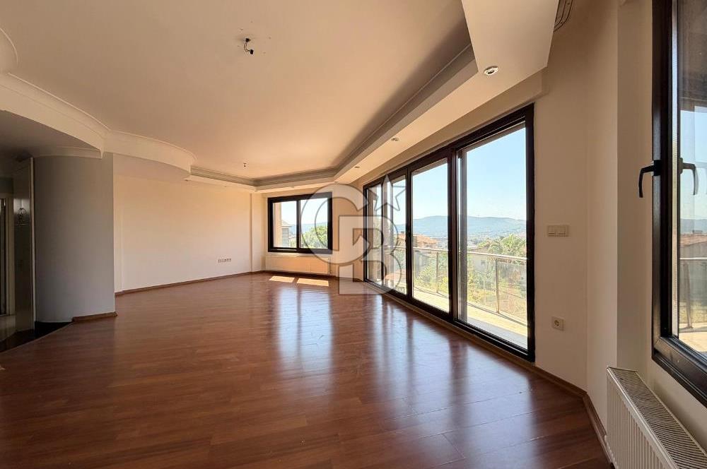 Güzelbahçe Okullar Bölgesinde Havuzlu Sitede 5+2 Kiralık Villa