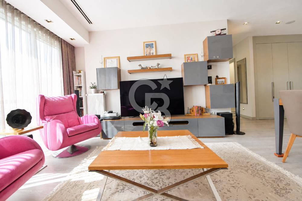 ORYAPARK RESİDENCE'DA BAŞKA EŞİ OLMAYAN ÖZEL TASARIM 2+1