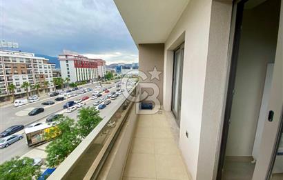 Bornova Avcılar Cadde Teras'ta Eşyalı 1+1 Kiralık Daire