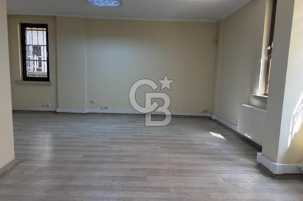 TANDOĞAN MEBUSEVERİNDE ASANSÖRLÜ KİRALIK 3+1 OFİS
