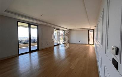BURSA MODA BADEMLİ SİTESİNde 4+1 SATILIK DAİRE