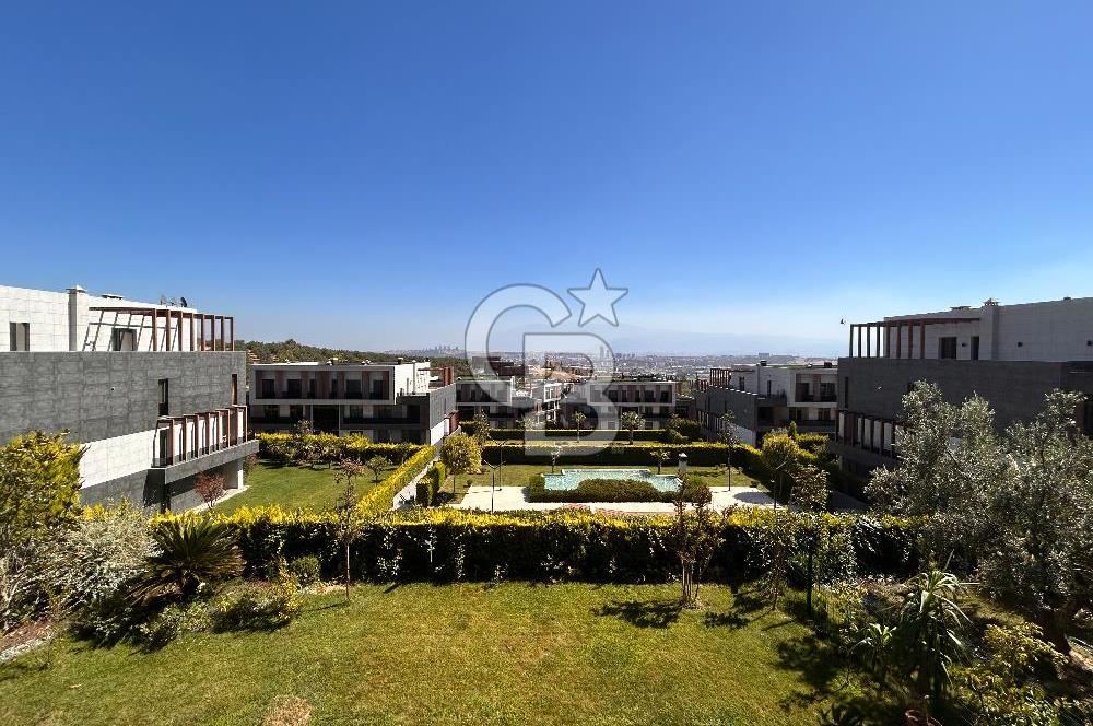 BURSA MODA BADEMLİ SİTESİNde 4+1 SATILIK DAİRE