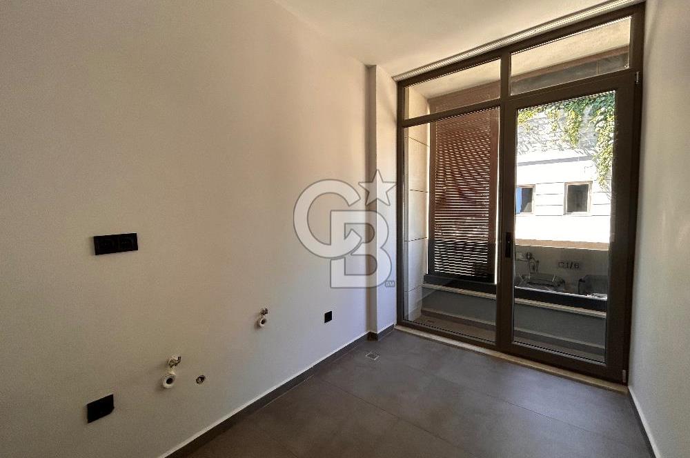 BURSA MODA BADEMLİ SİTESİNde 4+1 SATILIK DAİRE