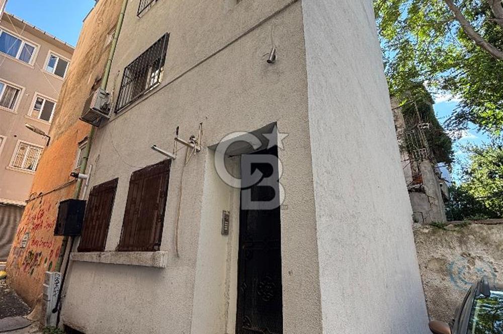 Beyoğlu Kamer Hatun'da Satılık Bina Airbnb'ye Uygun