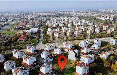 Dikili Salihleraltı Gazeteciler Sitesi'nde Villa İmarlı Arsa