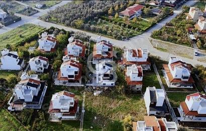 Dikili Salihleraltı Gazeteciler Sitesi'nde Villa İmarlı Arsa