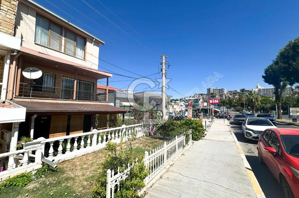 Kuşadası Kadınlar denizinde Ticari & Konut Kullanımına Uygun 3+1 Villa