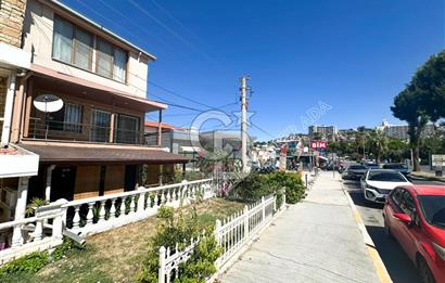 Kuşadası Kadınlar denizinde Ticari & Konut Kullanımına Uygun 3+1 Villa