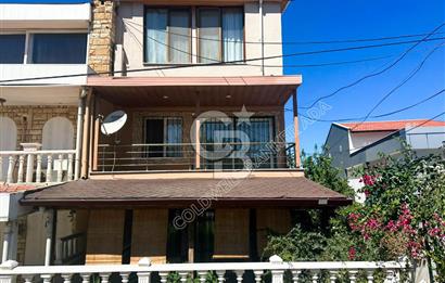 Kuşadası Kadınlar denizinde Ticari & Konut Kullanımına Uygun 3+1 Villa