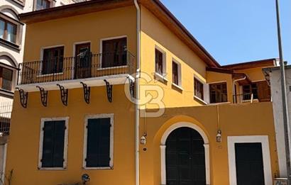 BORNOVA MERKEZ TARİHİ BİNA