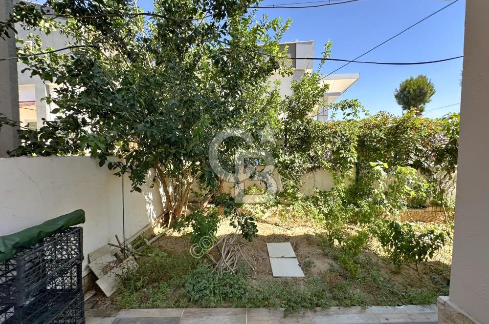 Kuşadası Kadınlar denizinde Ticari & Konut Kullanımına Uygun 3+1 Villa