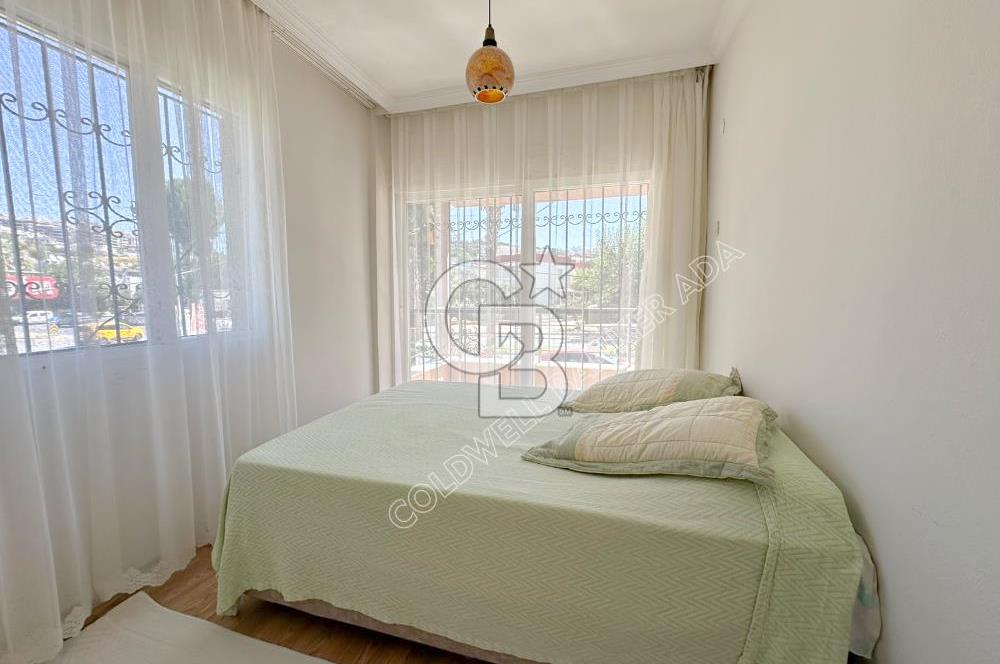 Kuşadası Kadınlar denizinde Ticari & Konut Kullanımına Uygun 3+1 Villa