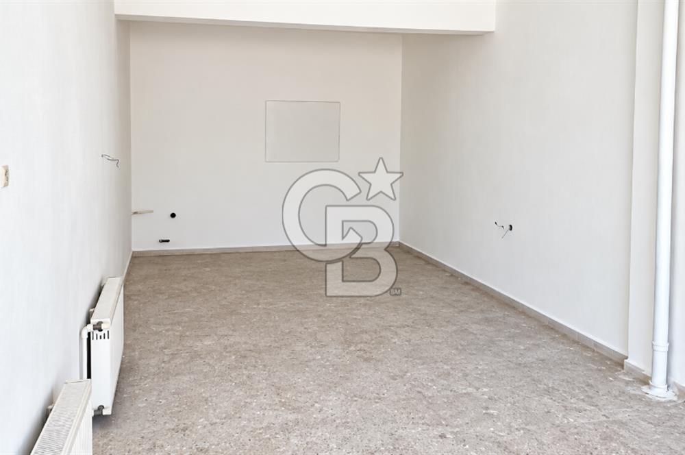 ESENLERDE 35 m² ZEMİN KAT | ANA CADDEYE YAKIN SATILIK FIRSAT!!!