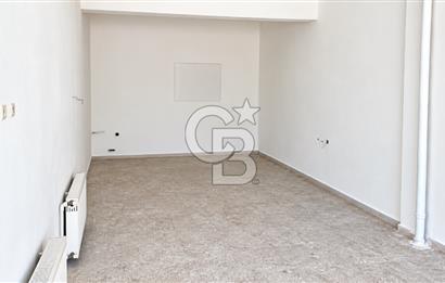 ESENLERDE 35 m² ZEMİN KAT | ANA CADDEYE YAKIN SATILIK FIRSAT!!!
