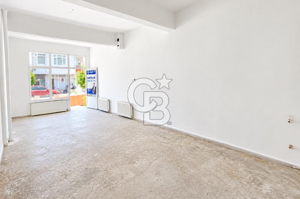 ESENLERDE 35 m² ZEMİN KAT | ANA CADDEYE YAKIN SATILIK FIRSAT!!!