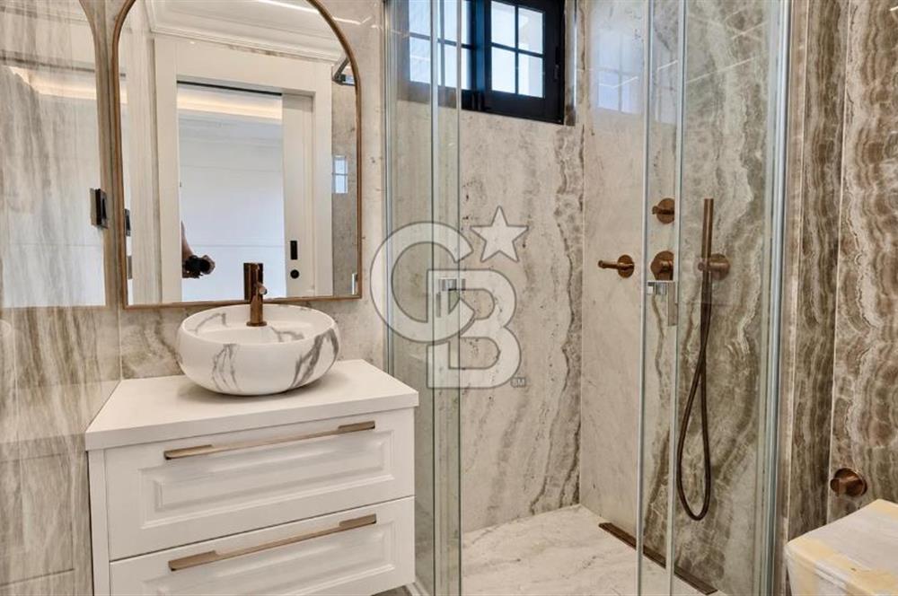 ÇEŞME DALYAN SATILIK 8+1  VİLLA