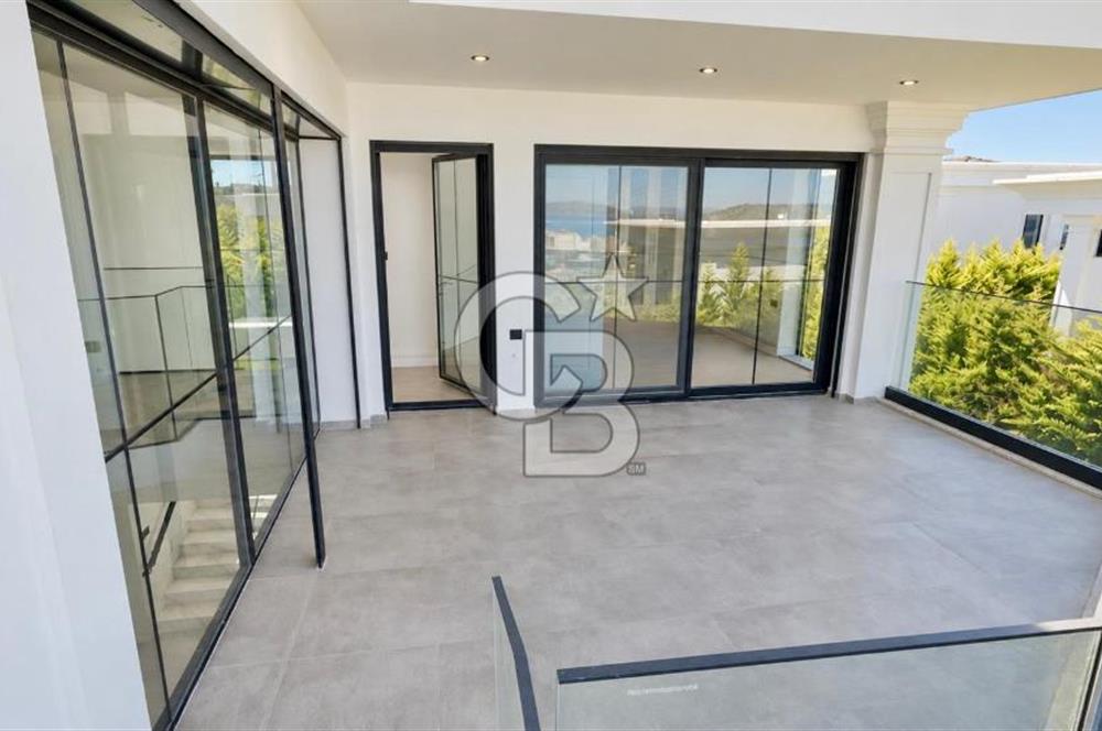 ÇEŞME DALYAN SATILIK 8+1  VİLLA