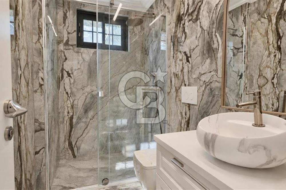 ÇEŞME DALYAN SATILIK 8+1  VİLLA
