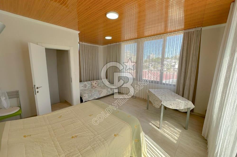 Kuşadası Kadınlar denizinde Ticari & Konut Kullanımına Uygun 3+1 Villa