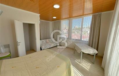 Kuşadası Kadınlar denizinde Ticari & Konut Kullanımına Uygun 3+1 Villa