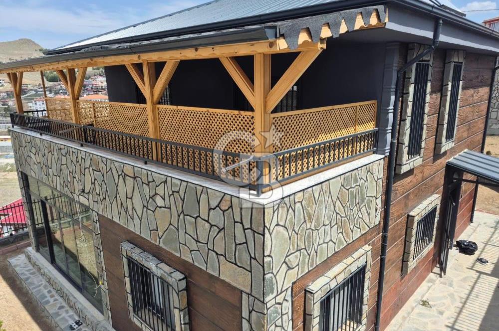 NİĞDE ULUKIŞLA DA YAYLA EVİ 400 M2 ARSA VE VİLLA