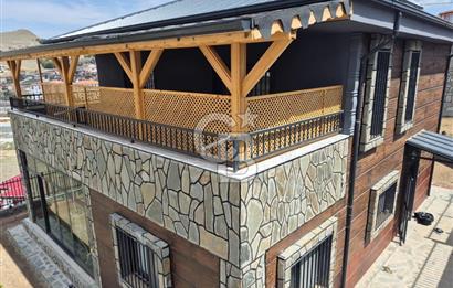 NİĞDE ULUKIŞLA DA YAYLA EVİ 400 M2 ARSA VE VİLLA