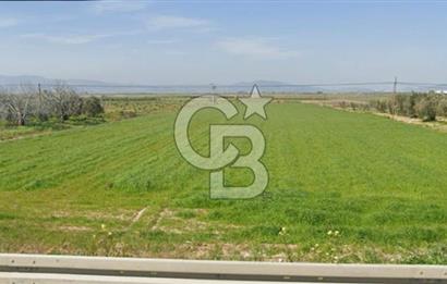 İZMİR–ÇANAKKALE YOLUNA 50 M CEPHELİ | BERGAMA TEKKEDERE’DE FIRSAT ARAZİ