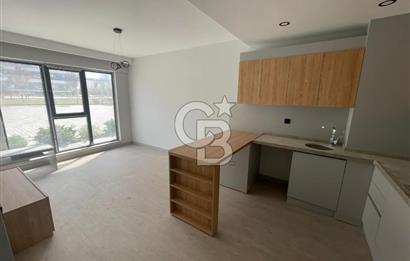 JOVEN PORT 1'DE HAVALİMANI YANINDA KISMİ EŞYALI KİRALIK DAİRE
