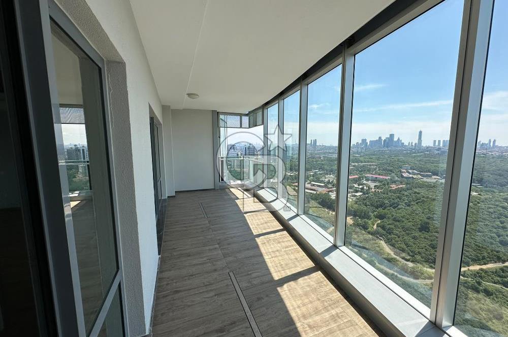 MASLAK 1453´TE 29.KATTA ORMAN MANZARALI BÜYÜK TİP 1+1 DAİRE