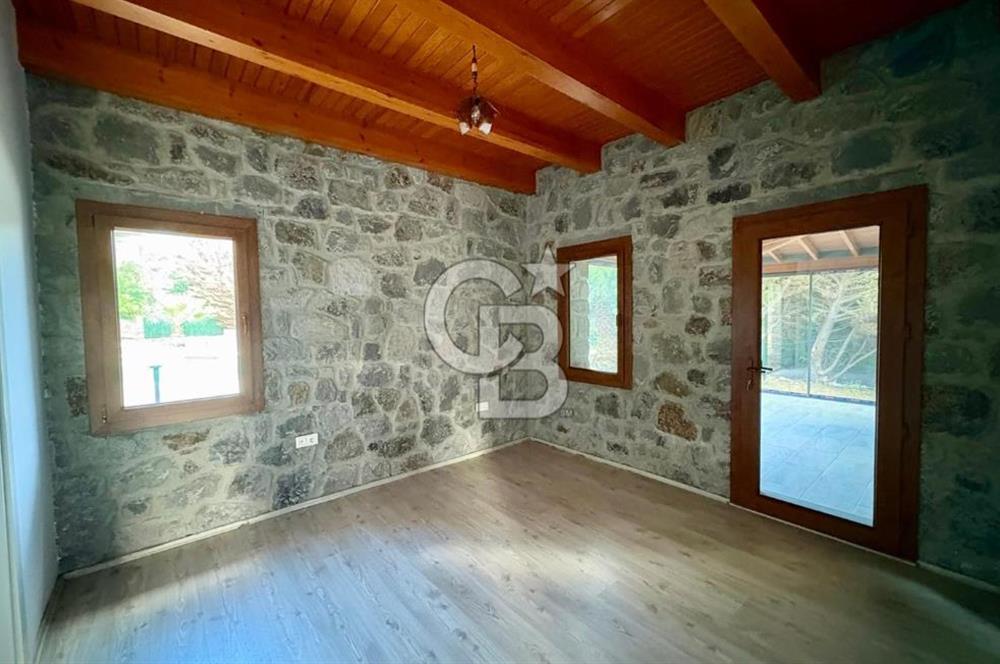 KONACIK PEDASA 3+1 KİRALIK TAŞ VİLLA