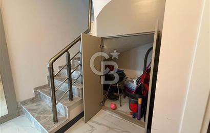 GÜRE DENİZE YÜRÜME MESAFESİNDE SİTE İÇERİSİNDE SATILIK 3+1VİLLA