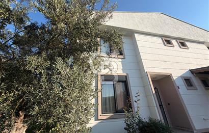 GÜRE DENİZE YÜRÜME MESAFESİNDE SİTE İÇERİSİNDE SATILIK 3+1VİLLA