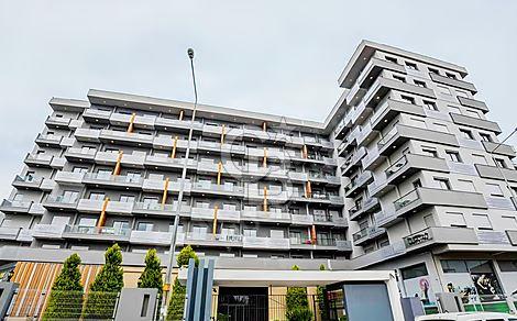 Gaziemir'de Forbest Optima Residence'ta Satılık 1+1 Eşyalı Daire
