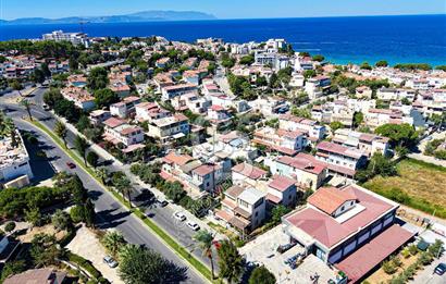 Kuşadası Kadınlar denizinde Ticari & Konut Kullanımına Uygun 3+1 Villa