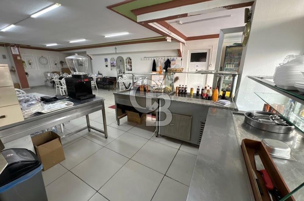 PENDİK ESENLER'DE İÇİNDEKİLERLE BERABER SATILIK DÜKKAN